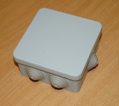 Коробка распаячная квадратная для открытой проводки 100х100х50, 6 вводов, IP 55